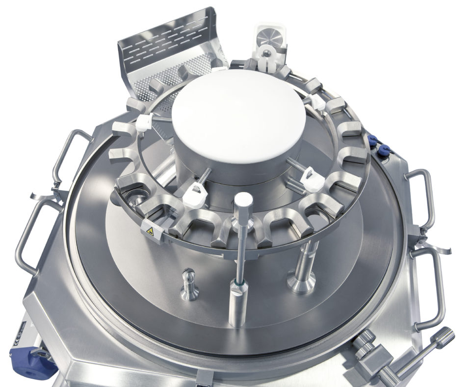 Integrated spray nozzles